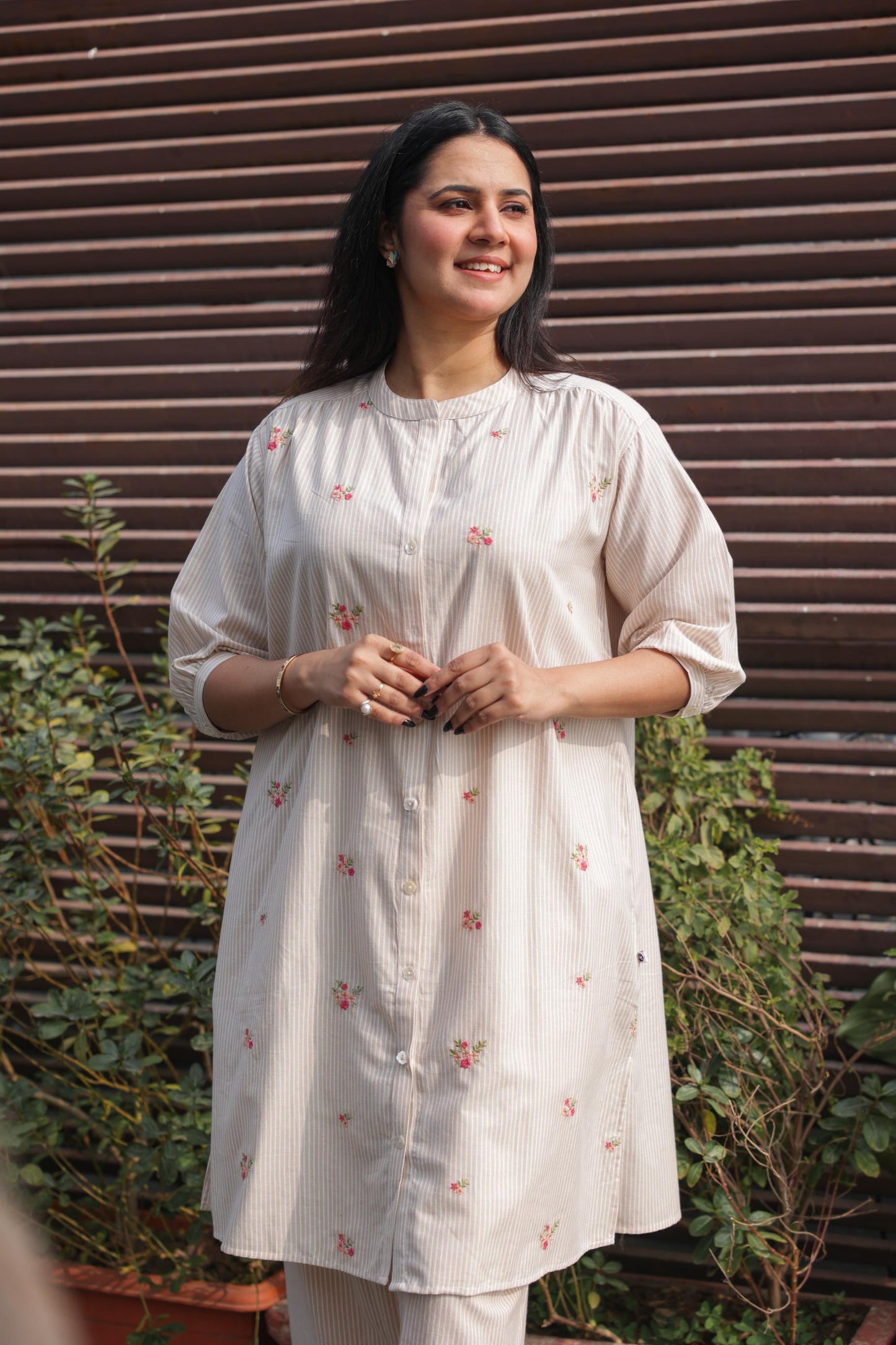 Beige Stripe embroiderd tunic