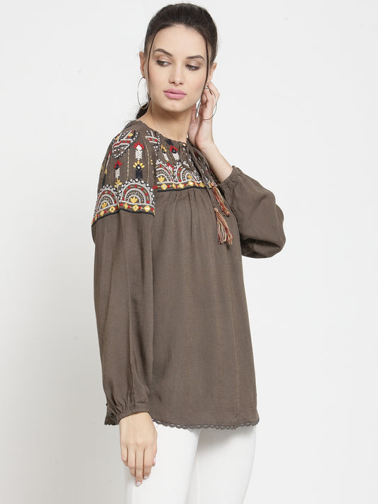 Multi embroidery top