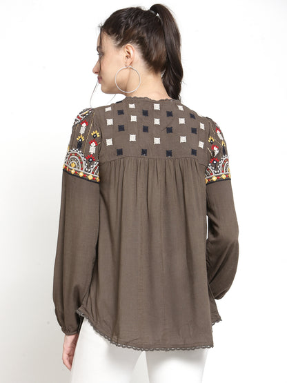 Multi embroidery top