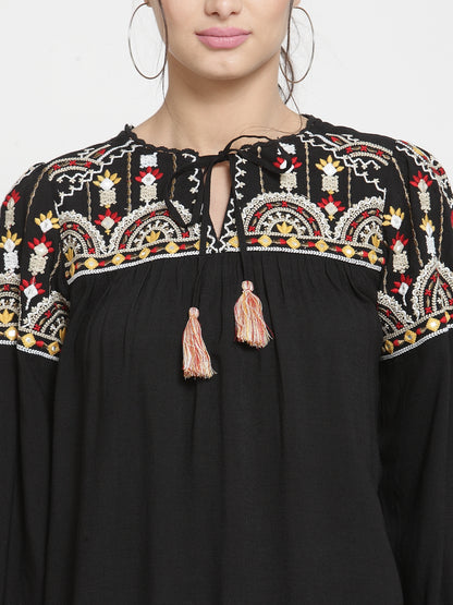 Multi embroidery top