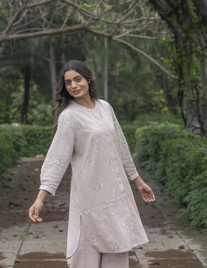 Lily embroidered Tunic